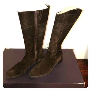 Quality craftsmanship brown suede boots
